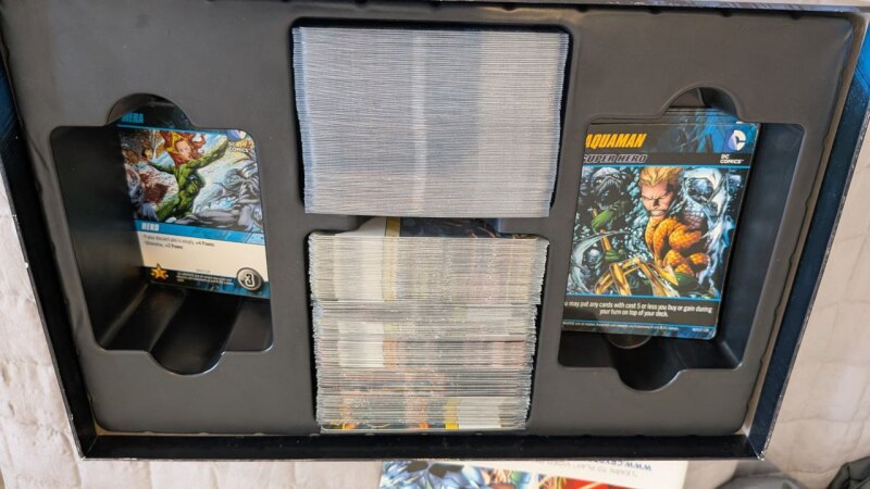 Foto del juego DC Comics Deck-Building Game