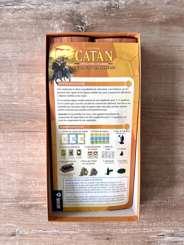 Foto del juego Catan: Ciudades y Caballeros – Expansión 5-6 Jugadores