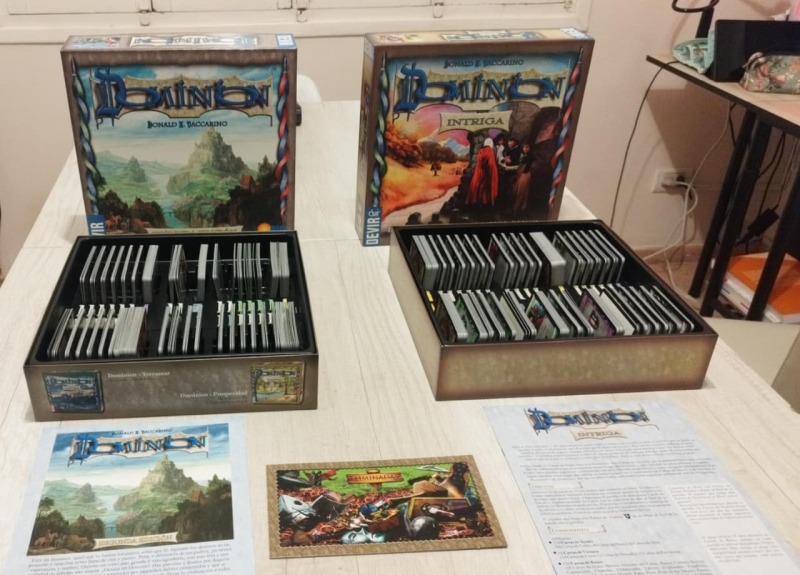 Foto del juego Dominion (Segunda Edición)