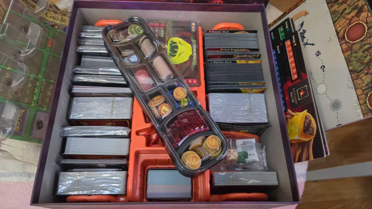 Foto del juego Slay the Spire: The Board Game